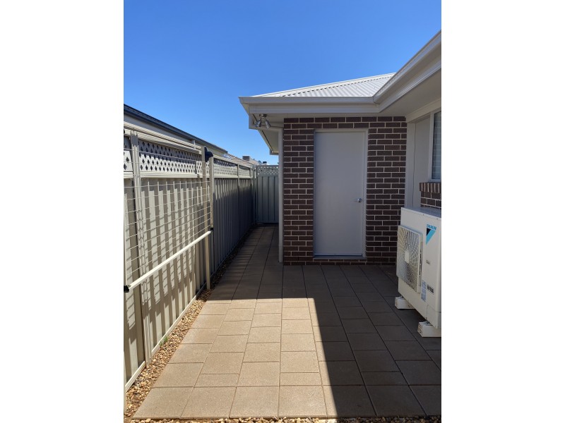 3A Apsley Crescent, Dubbo NSW 2830