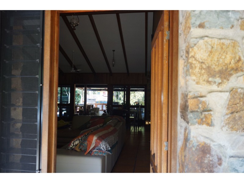 87 Trochus St, Dingo Beach QLD 4800