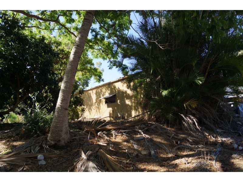 87 Trochus St, Dingo Beach QLD 4800