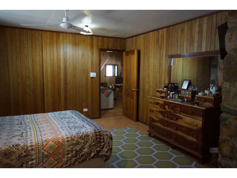 87 Trochus St, Dingo Beach QLD 4800