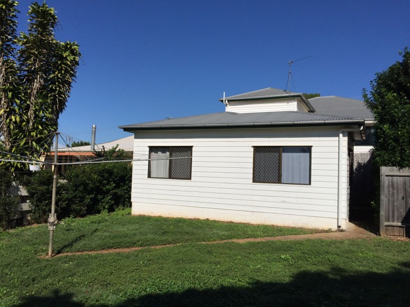 30 Red Hill Road, Gympie QLD 4570