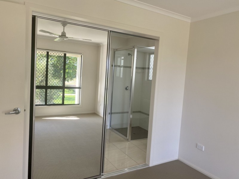 20 Sunhaven Boulevard, Burdell QLD 4818