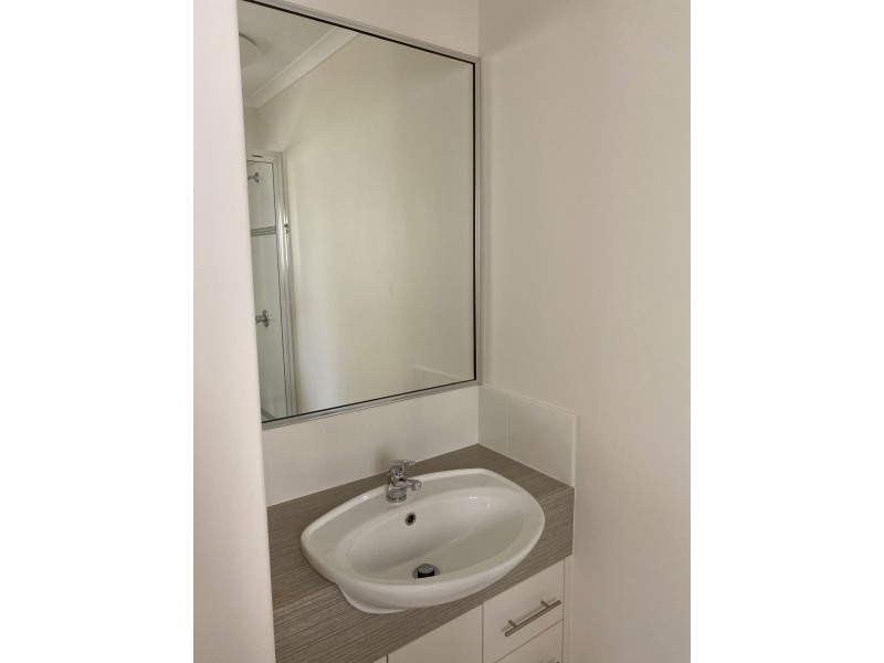 20 Sunhaven Boulevard, Burdell QLD 4818