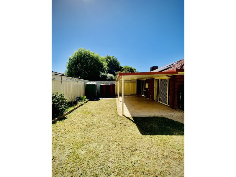 19 Kilburn Close, Dunlop ACT 2615