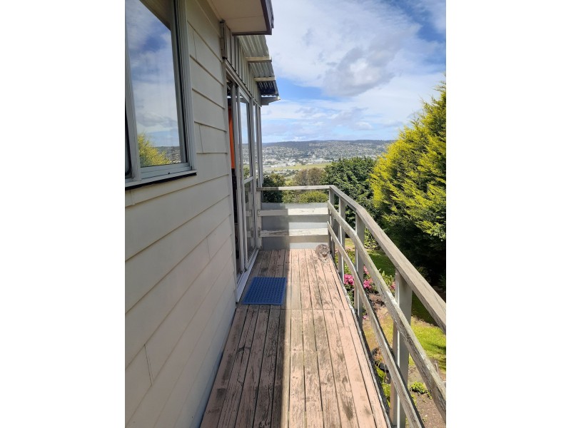 94 Wildor Cresent, Ravenswood TAS 7250
