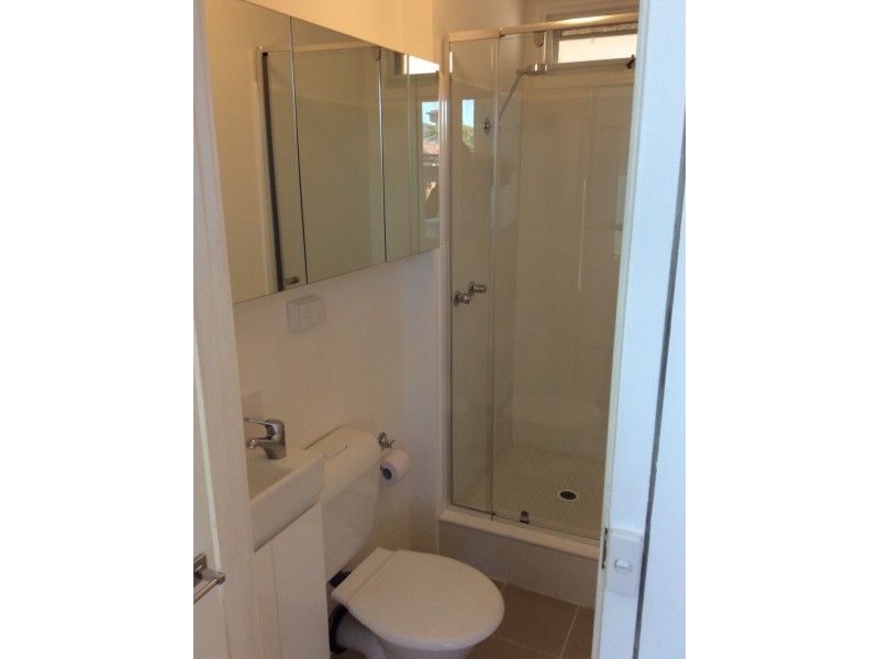 206/44 Barkly Street, St Kilda VIC 3182