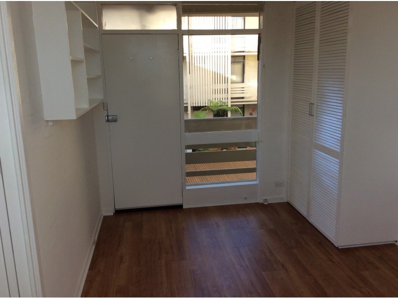 206/44 Barkly Street, St Kilda VIC 3182