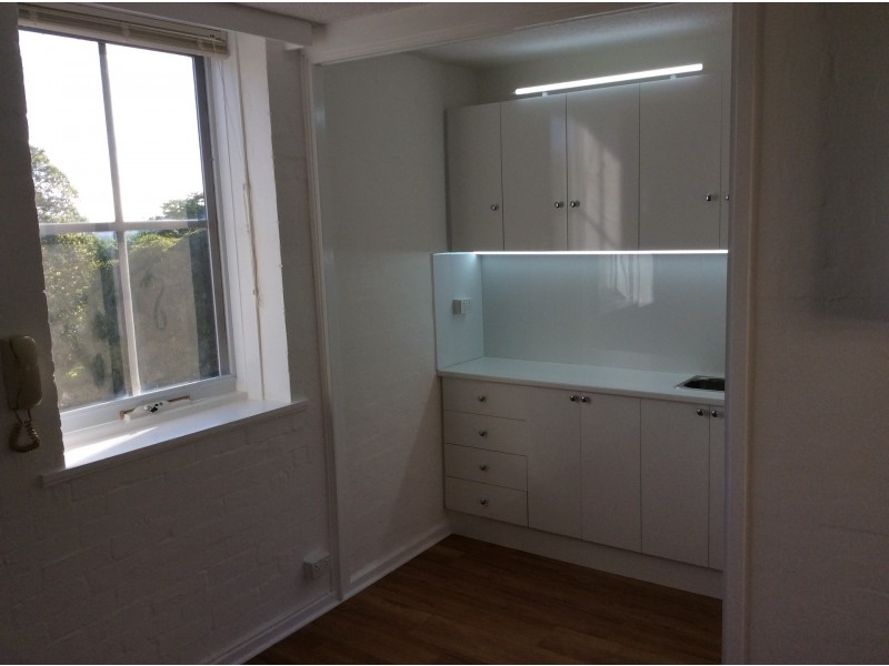 206/44 Barkly Street, St Kilda VIC 3182