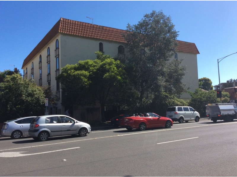 206/44 Barkly Street, St Kilda VIC 3182