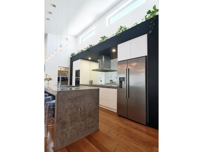 13 Holbourne Street, Bushland Beach QLD 4818