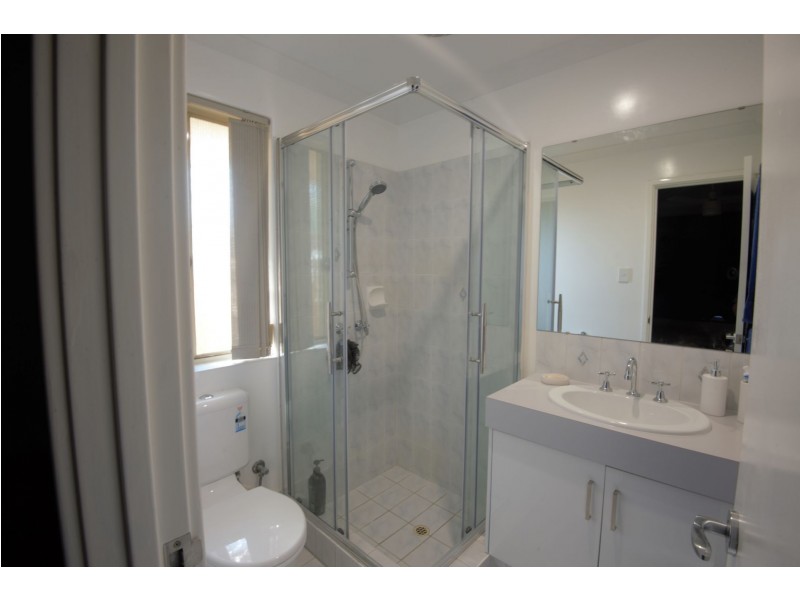 10 Pier Place, Quinns Rocks WA 6030