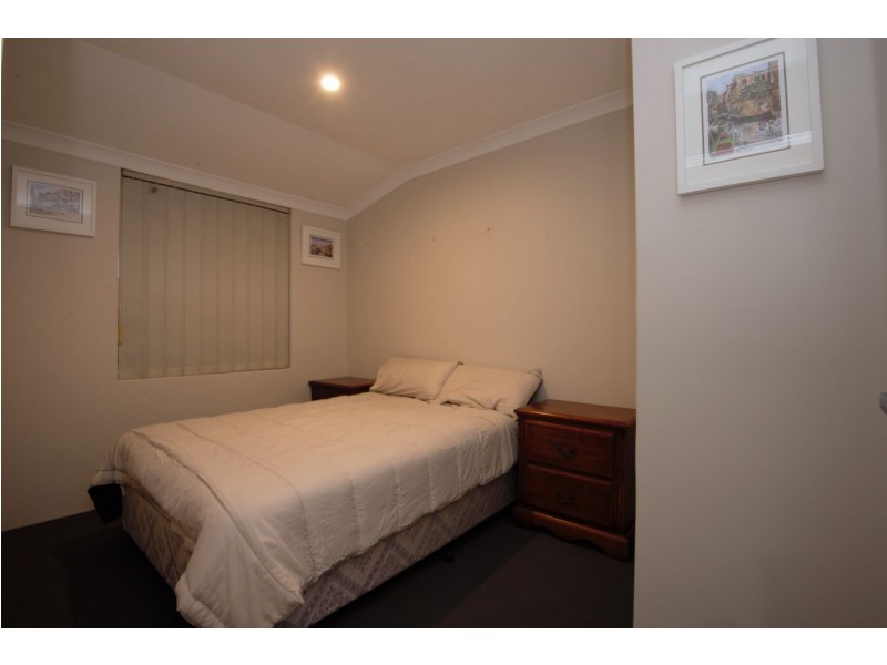 10 Pier Place, Quinns Rocks WA 6030