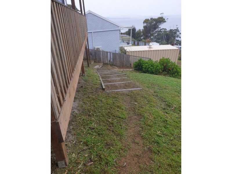 9 Broom Street, Primrose Sands TAS 7173