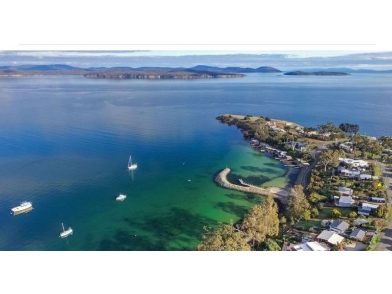 9 Broom Street, Primrose Sands TAS 7173