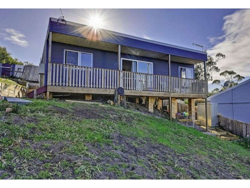 9 Broom Street, Primrose Sands TAS 7173
