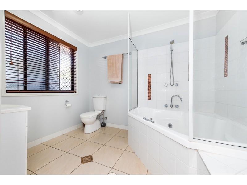 76 Whitbread Road, Clinton QLD 4680