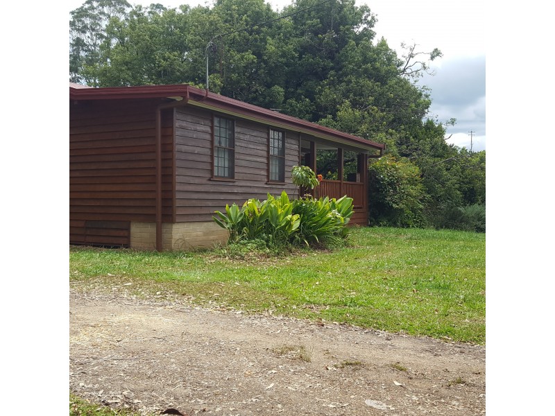 111 Greenwood Rd, Ravenshoe QLD 4888