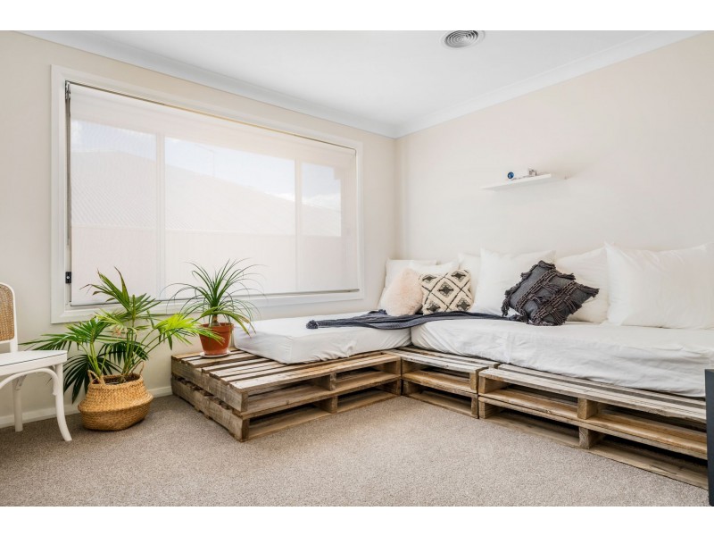 14 Dillon Drive, Kelso NSW 2795