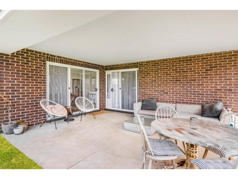 14 Dillon Drive, Kelso NSW 2795