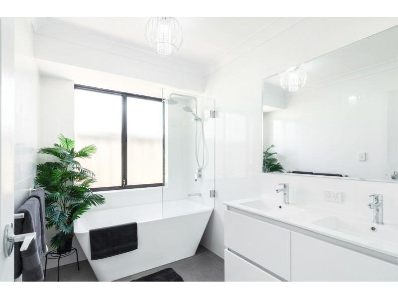 6 cantata avenue, Bullsbrook WA 6084