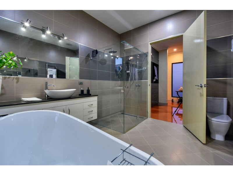 98 Kultarr Road, Berry Springs NT 0838