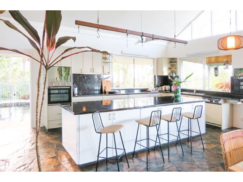 54-56 Chatham Terrace, Smithfield QLD 4878