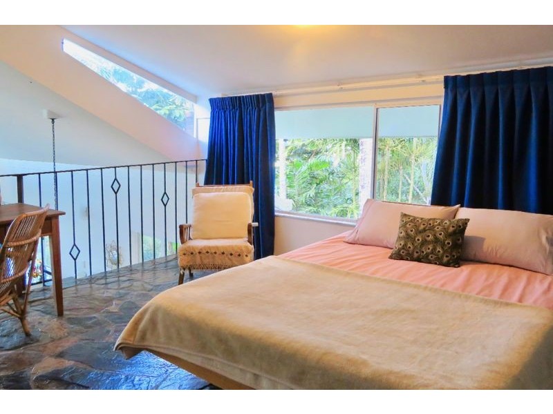 54-56 Chatham Terrace, Smithfield QLD 4878