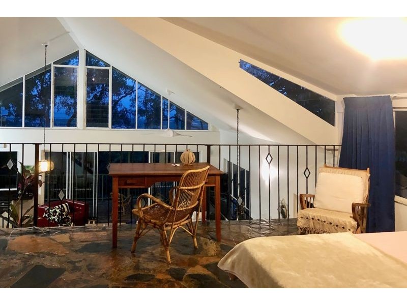 54-56 Chatham Terrace, Smithfield QLD 4878