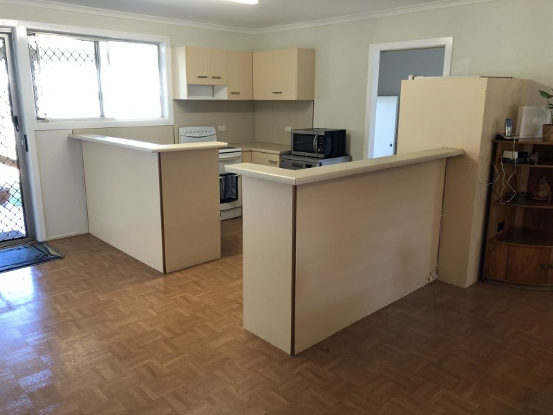 18 Loney Street, Avenell Heights QLD 4670