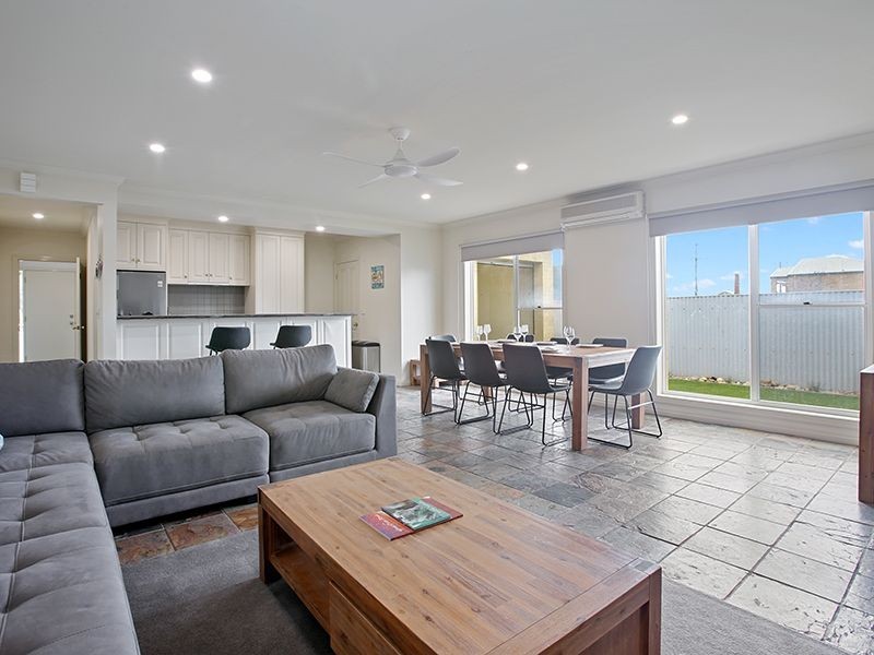 5 Whelan St, Apollo Bay VIC 3233
