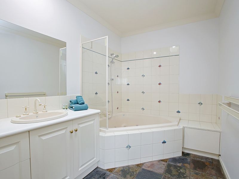 5 Whelan St, Apollo Bay VIC 3233