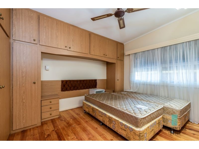 27 Burley Road, Elizabeth Vale SA 5112