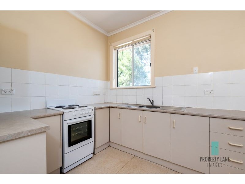 10 Winklebury Road, Elizabeth Vale SA 5112