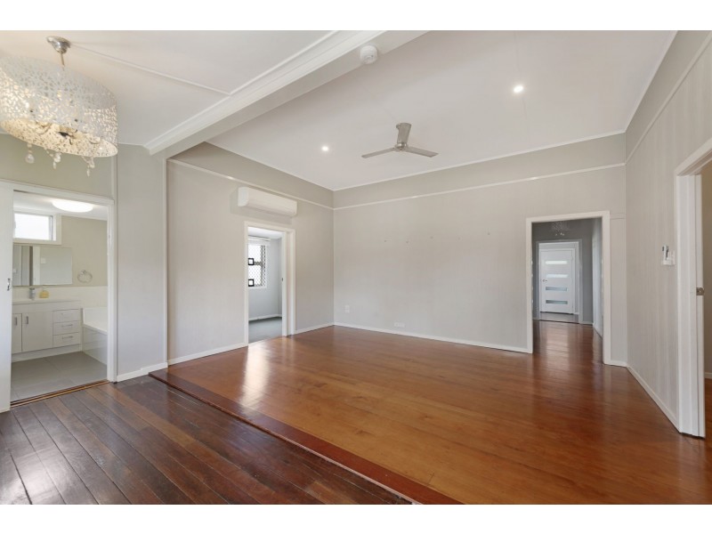 1 Elliott Heads Road, Kepnock QLD 4670