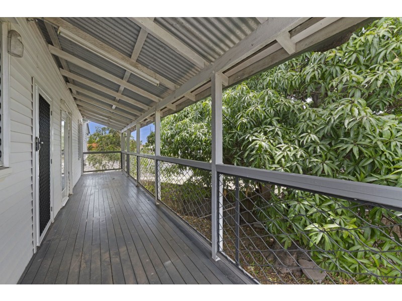 1 Elliott Heads Road, Kepnock QLD 4670