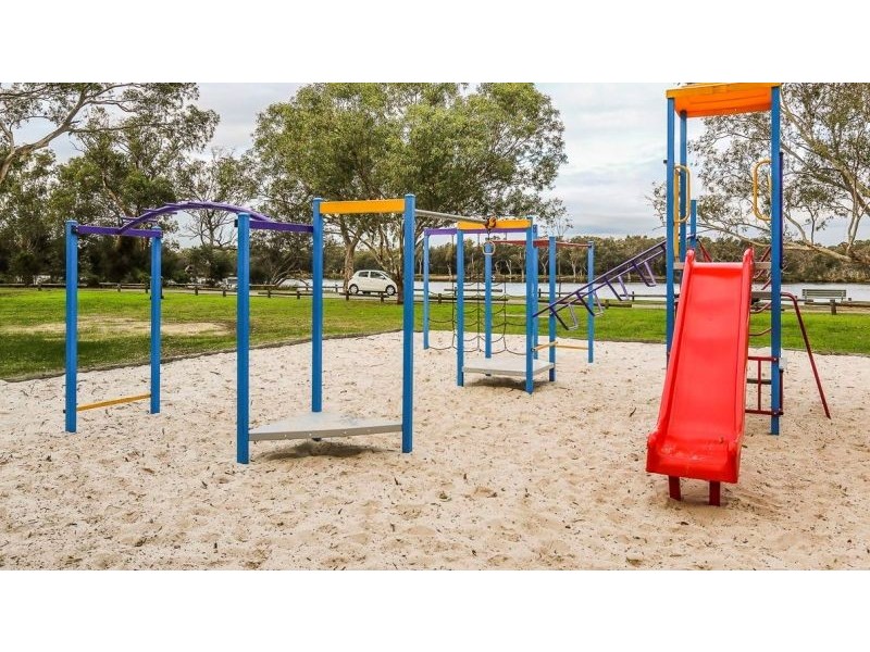 9 Dunstone Road, Bayswater WA 6053