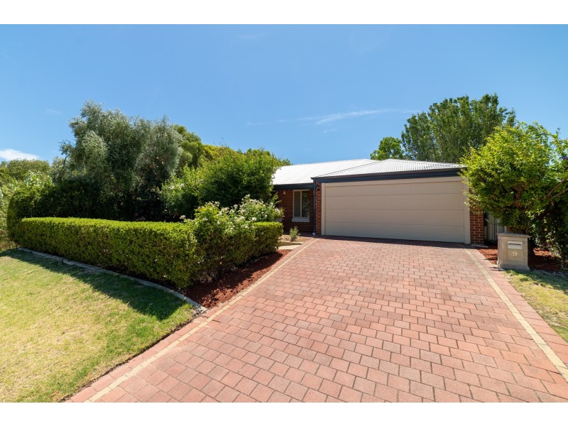 9 Dunstone Road, Bayswater WA 6053