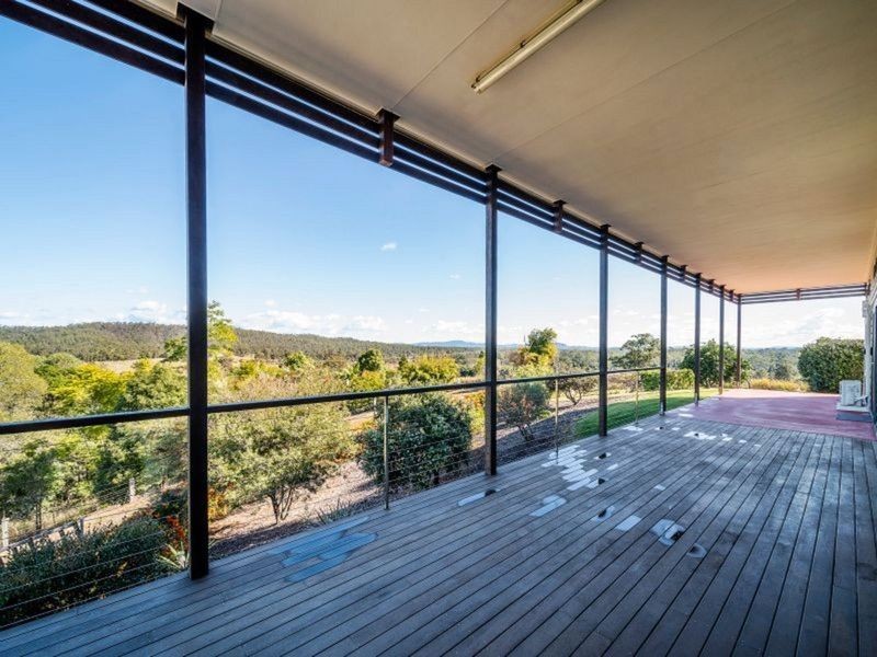 654 Noosa rd, Mothar Mountain QLD 4570
