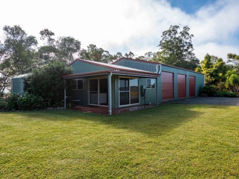 654 Noosa rd, Mothar Mountain QLD 4570