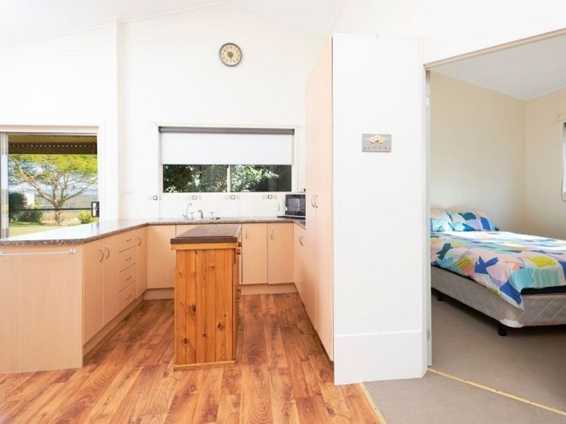 654 Noosa rd, Mothar Mountain QLD 4570