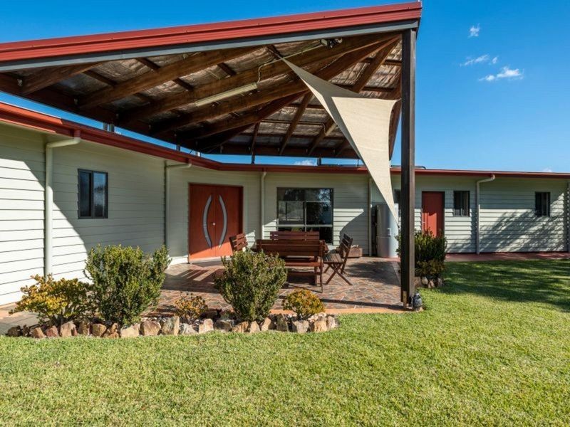 654 Noosa rd, Mothar Mountain QLD 4570