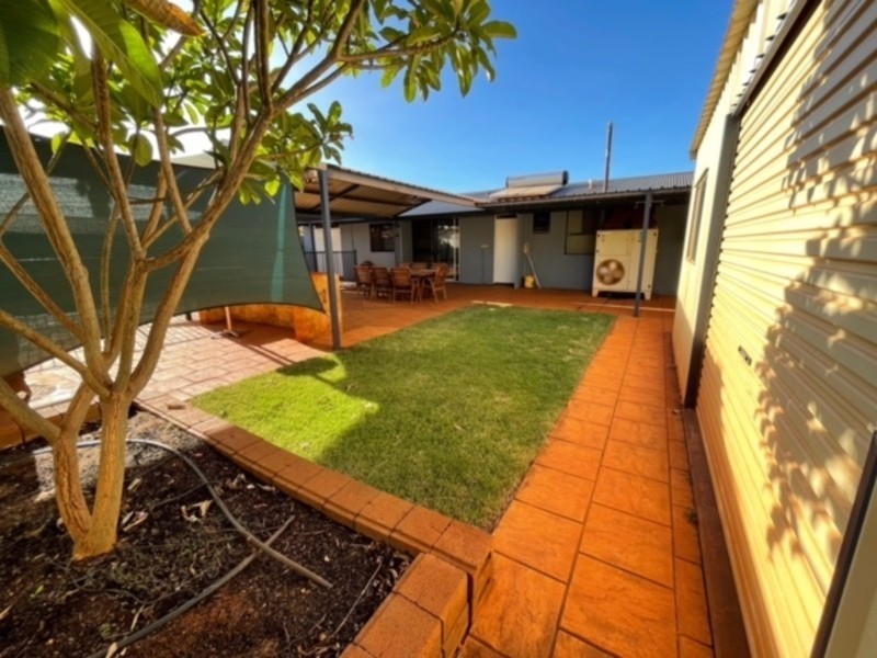 7 Mullgunbah Avenue, Newman WA 6753