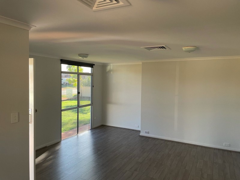 7 Mullgunbah Avenue, Newman WA 6753