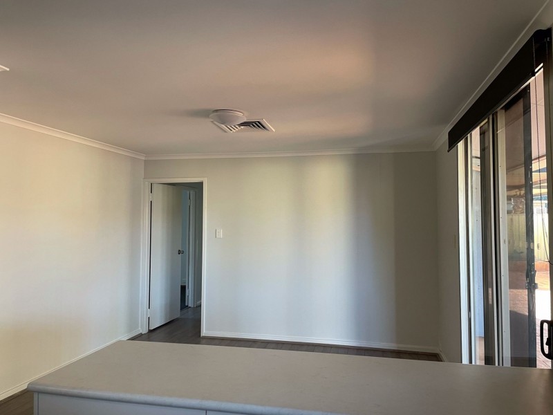 7 Mullgunbah Avenue, Newman WA 6753