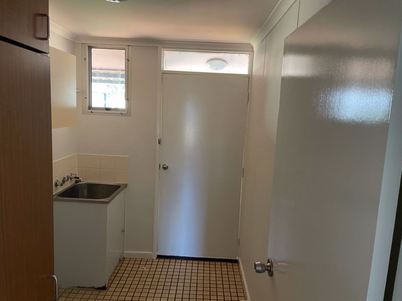 7 Mullgunbah Avenue, Newman WA 6753