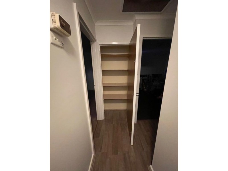 7 Mullgunbah Avenue, Newman WA 6753