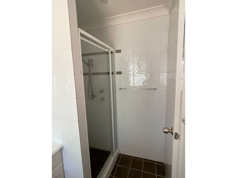 7 Mullgunbah Avenue, Newman WA 6753