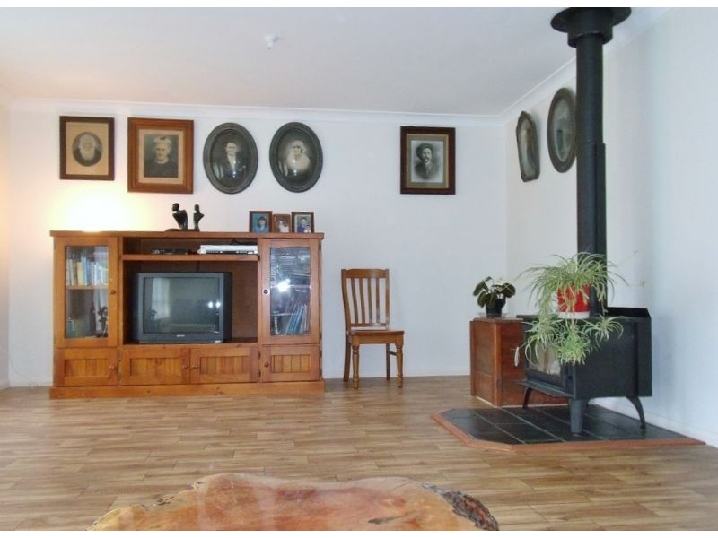 6 Main Street, Ellenborough NSW 2446