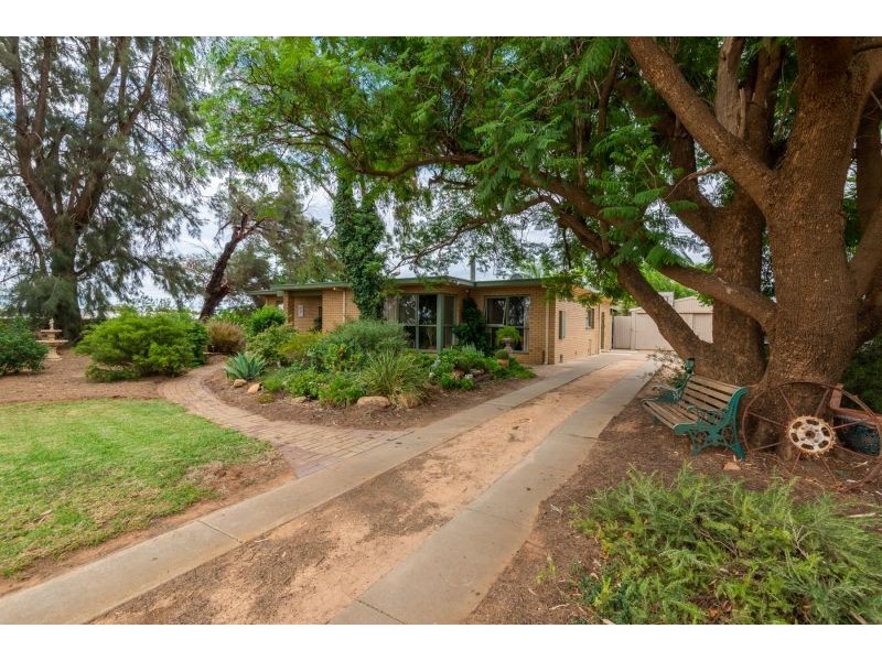 3235 Fifteenth Street, Irymple VIC 3498