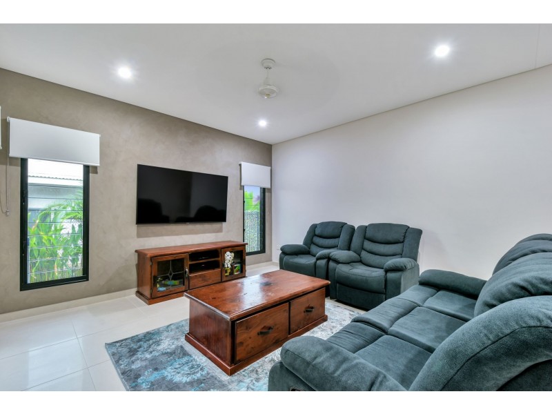 9 Withnall Circuit, Muirhead NT 0810